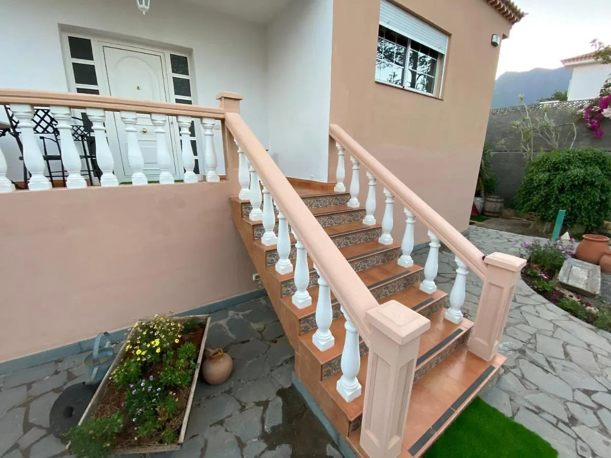 Casa Mariet Villa La Hidalga Spain